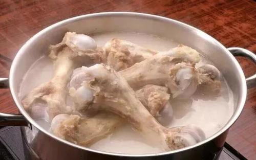 青青草成人在线檢測原理產婦的奶水不足應該怎麽辦
