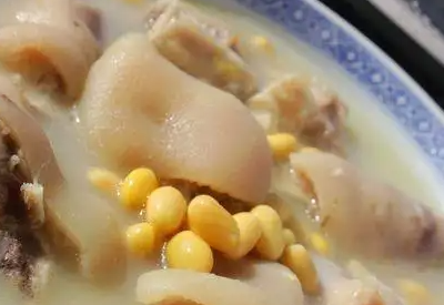 青青草成人在线告訴你催乳不一定非得選擇油膩濃稠的湯水